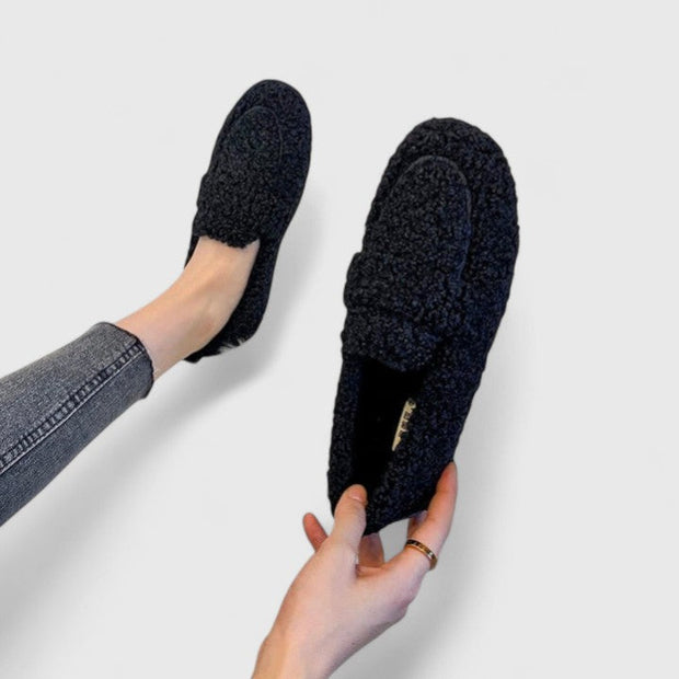 Solenne | Zapatillas cálidas con diseño elegante